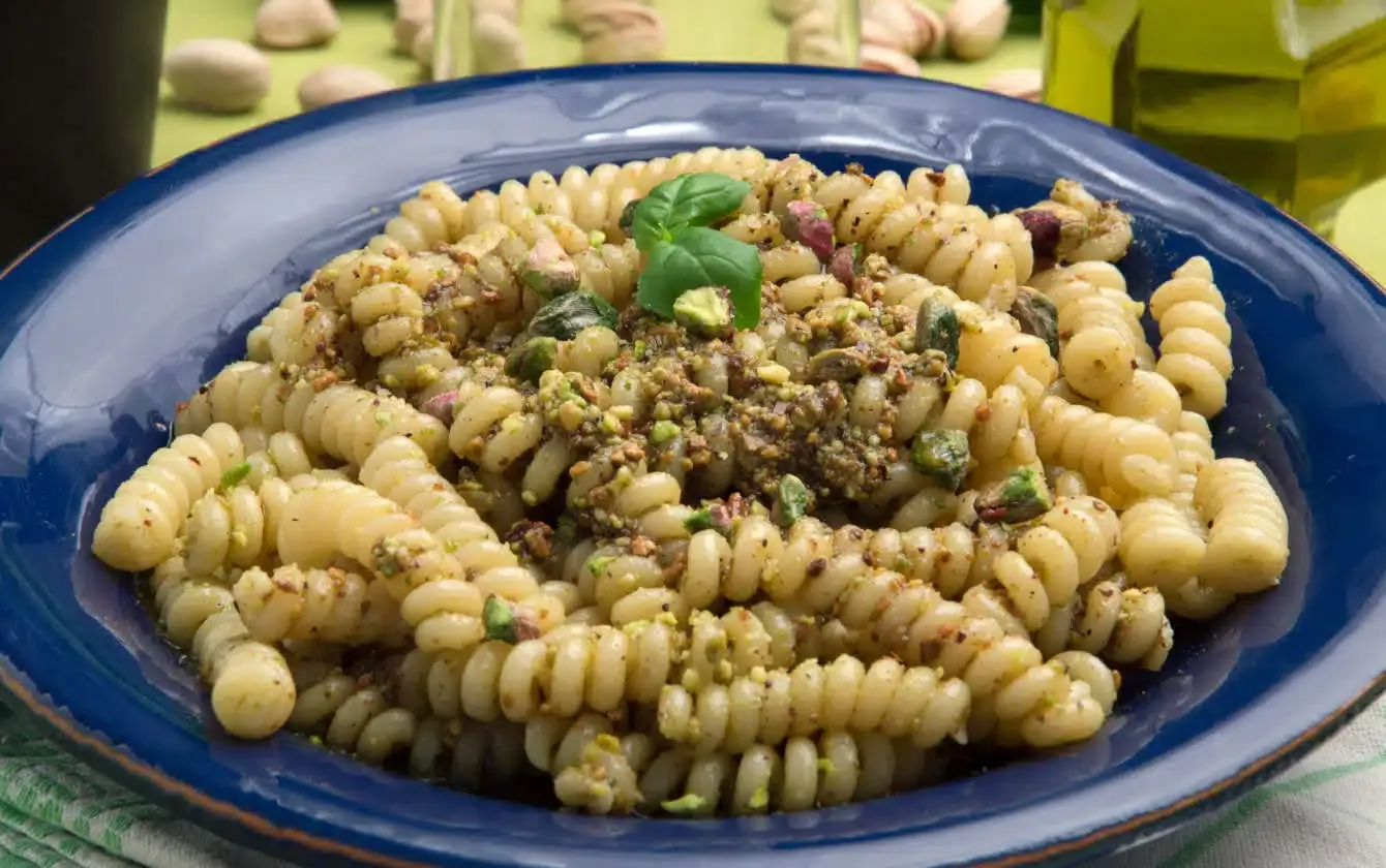 Pasta al pesto di pistacchio